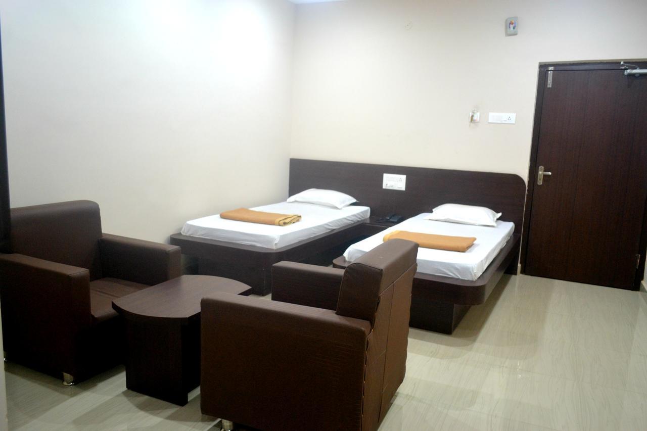 Hotel Bhammars Balangir Cameră foto