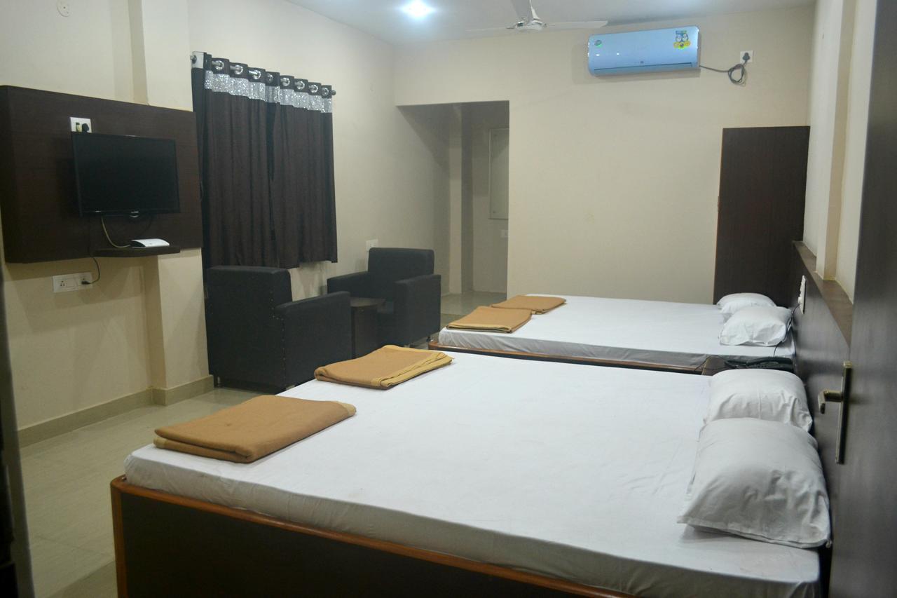 Hotel Bhammars Balangir Cameră foto