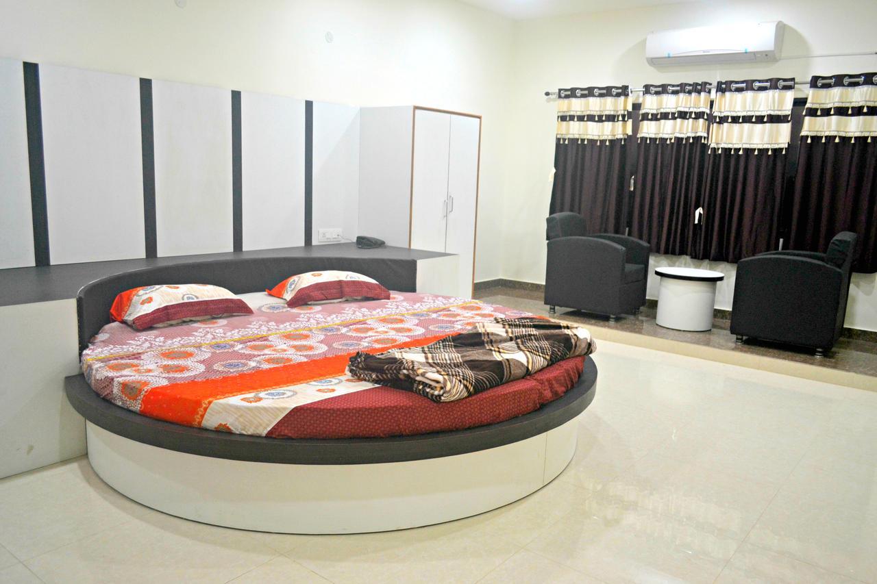 Hotel Bhammars Balangir Cameră foto
